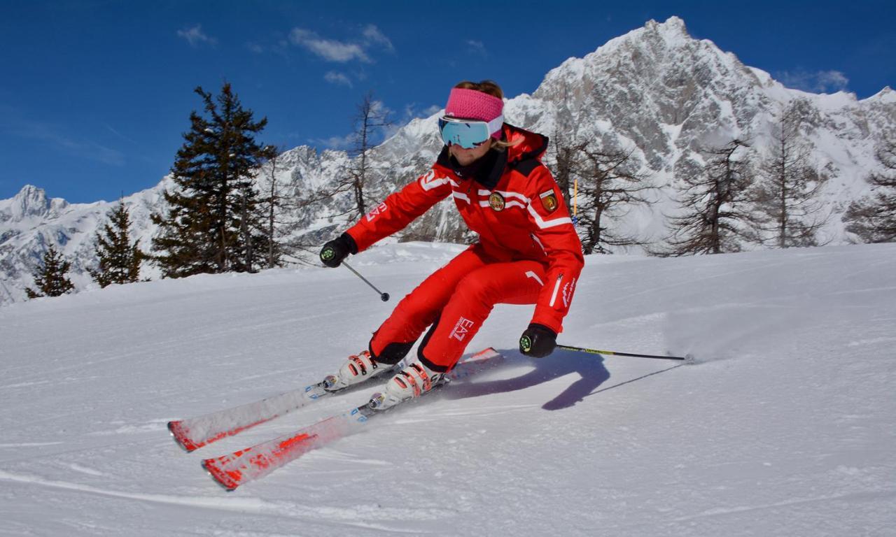 Le Massif Hotel & Lodge Courmayeur The Leading Hotels Of The World מראה חיצוני תמונה