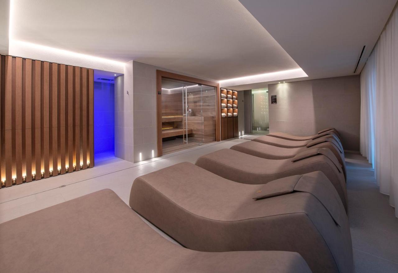 Le Massif Hotel & Lodge Courmayeur The Leading Hotels Of The World מראה חיצוני תמונה